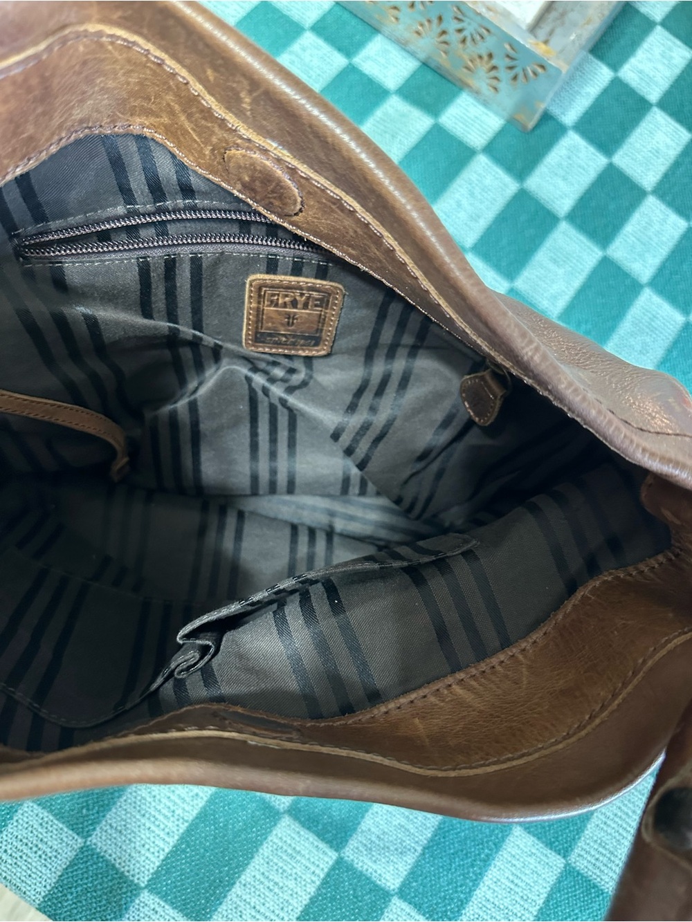 Frye Melissa Hobo Leather Bag In Cognac - Picture 4 of 9